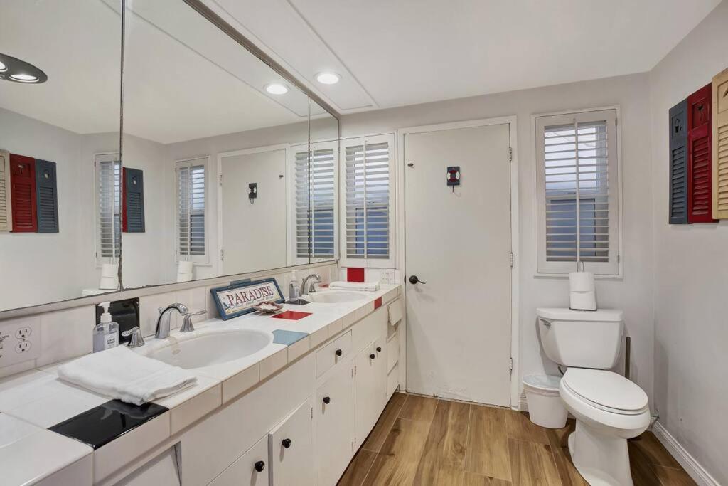 On The Sand!! Private Beach! Ocean Front Hot Tub!! Dana Point Exterior photo